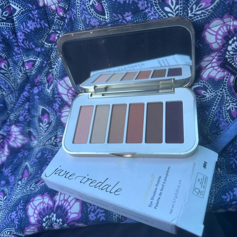 jane iredale reposhing this